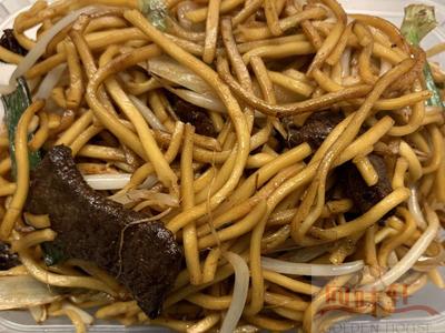 122. Noodles with Beef 牛肉炒面