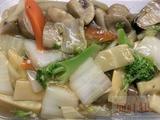 102E. Mixed Vegetables, Served with Traditional Chinese Style 清炒杂菜