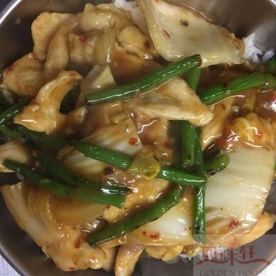42. Sambal Chicken 三巴鸡 H, S
      (Stir Fried with Pounded Shrimp Paste & Chillies)