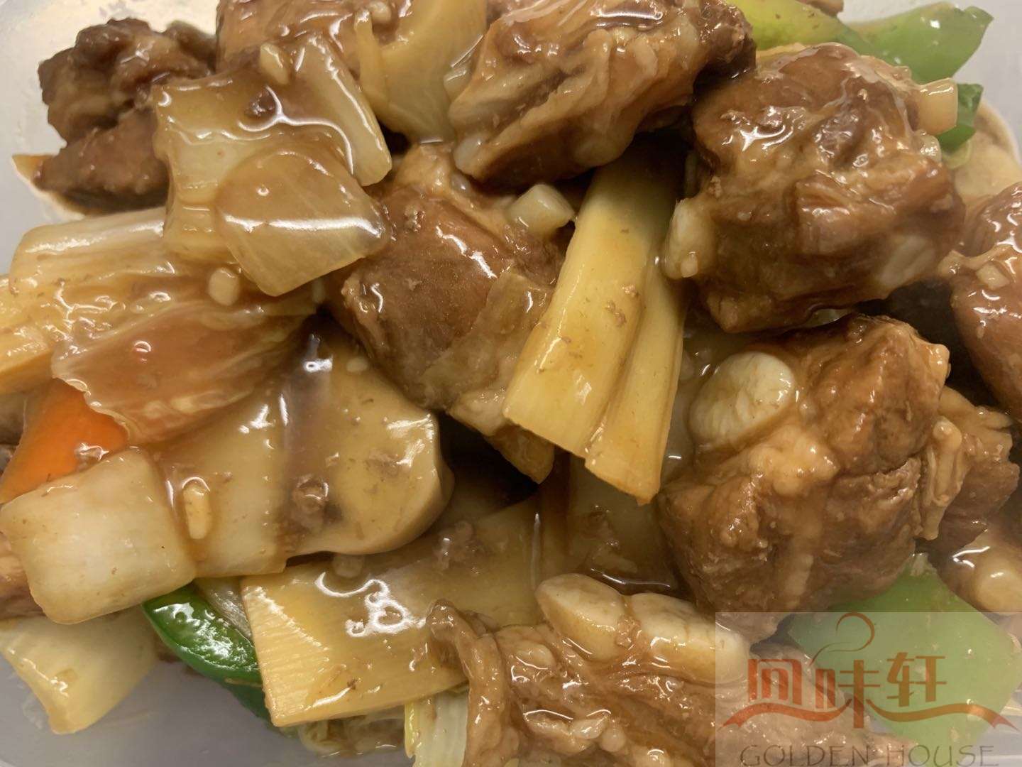 75. Braised Spare Pork Ribs in Brown Sauce + Rice 红烧排骨饭