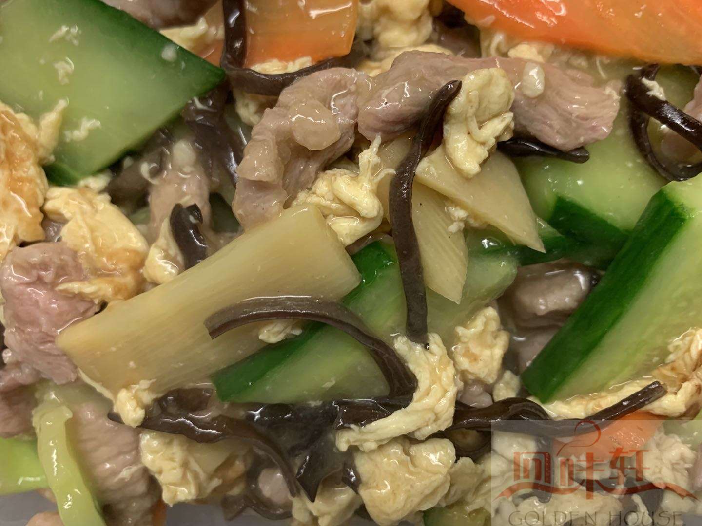 65. Moo Shu Pork (Sliced Pork Stir fried with Cucumber,Egg, and Black Fungus) +Boiled Rice 木须肉饭