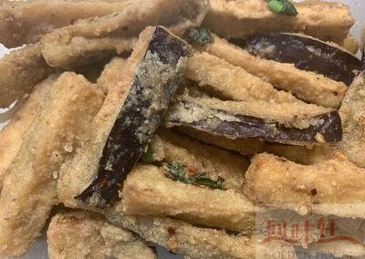 15. Salt & Pepper Aubergine 椒盐茄子 H